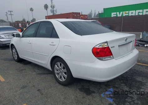 2005 Toyota Camry Le from USA, damaged, VIN 4T1BE32K75U572172
